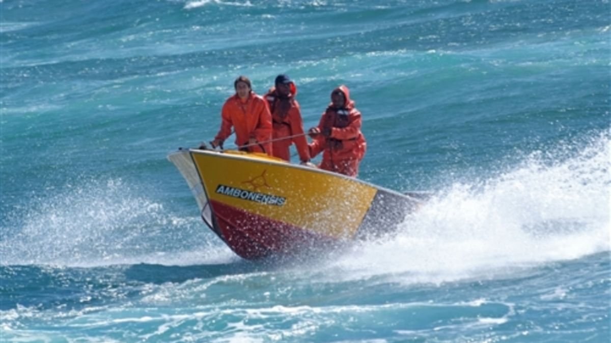 WATCH: KZN Rescue Teams Recover Missing Boater’s Body From Hazelmere Dam